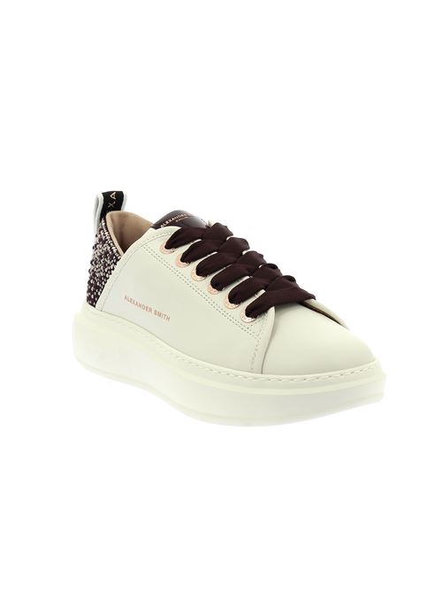 Wembley Woman sneakers da donna in pelle bianca con tallone brillantinato color melanzana ALEXANDER SMITH | WYW0506WDX